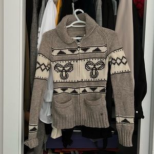 Sea to Sky Lambs Wool TNA Sweater